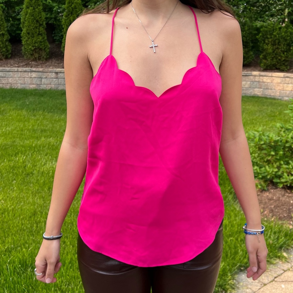 Pink tank